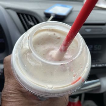 Chick-fil-A - Banana Pudding Cream Milkshake - Fast Food Near Me - Laurinburg, North Carolina