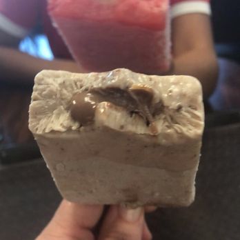 Mariscos Y Paletas Cancun - Ice Cream & Frozen Yogurt Near Me - South Gate, California Mariscos Y Paletas Cancun - Ice Cream & Frozen Yogurt Near Me - South Gate, California