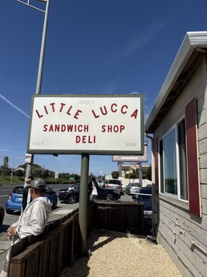 Little Lucca by null