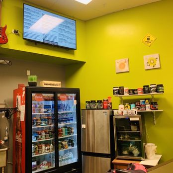 Hollywood Gains - Cold drinks - Juice Bars & Smoothies Near Me - Oviedo, Florida Hollywood Gains - Cold drinks - Juice Bars & Smoothies Near Me - Oviedo, Florida