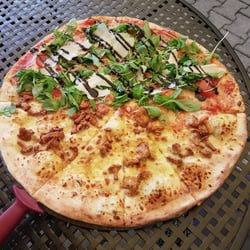 Pizzeria Jolly