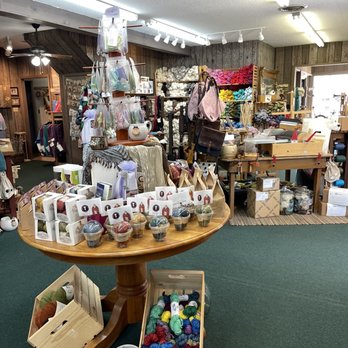 Smoky Mountain Spinnery - Arts & Crafts Near Me - Gatlinburg, Tennessee Smoky Mountain Spinnery - Arts & Crafts Near Me - Gatlinburg, Tennessee