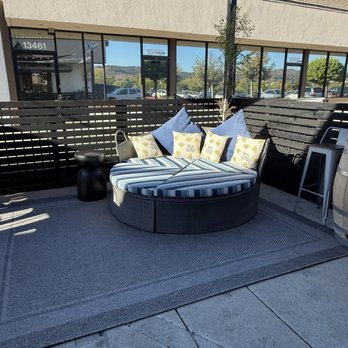 Poway Social House - Outdoor area that welcomes furry friend - American Near Me - Poway, California