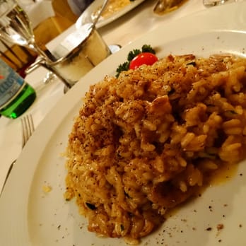 Ristorante Fratelli - Risotto alla Porcini - Italian Near Me - Vienna, 9 Ristorante Fratelli - Risotto alla Porcini - Italian Near Me - Vienna, 9
