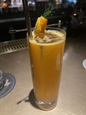 B-Side Cocktail Lounge by null
