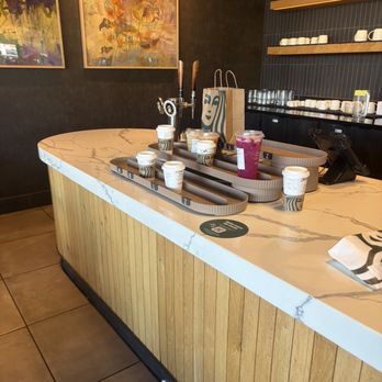 Starbucks - Coffee & Tea Near Me - Sherman Oaks, California Starbucks - Coffee & Tea Near Me - Sherman Oaks, California