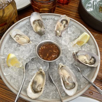 Charcoal Venice - Oysters - New American Near Me - Venice, California Charcoal Venice - Oysters - New American Near Me - Venice, California