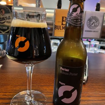 Royal Gastropub - Nøgne Ø Porter - Gastropubs Near Me - Oslo, 03 Royal Gastropub - Nøgne Ø Porter - Gastropubs Near Me - Oslo, 03