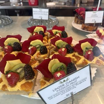 Extraordinary Desserts - Bakeries Near Me - San Diego, California Extraordinary Desserts - Bakeries Near Me - San Diego, California