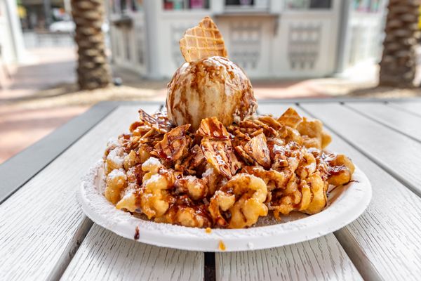 Braud's Funnel Cake Cafe by null