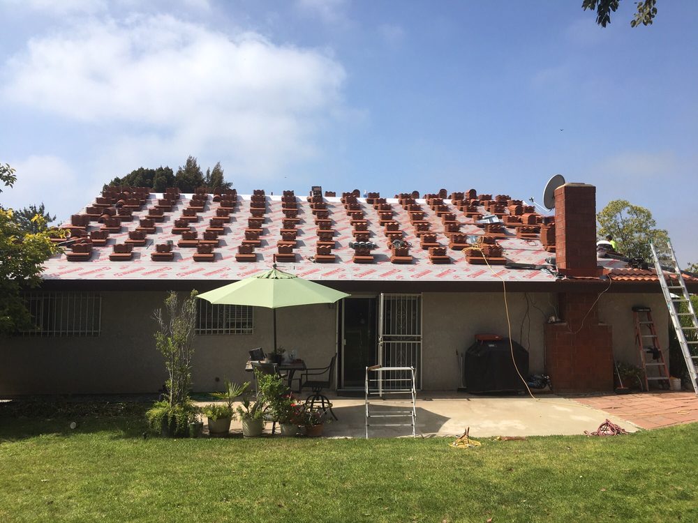 Slide of Luckett Roofing