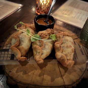 dLeña - Empanadas de Wagyu - Mexican Near Me - Washington, DC, District of Columbia