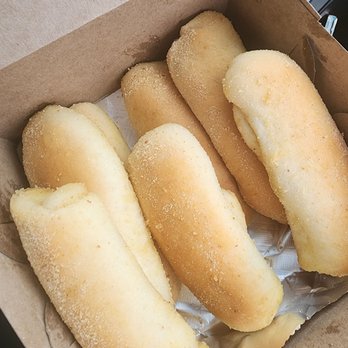 Nanding's Bakery - Bakeries Near Me - Honolulu, Hawaii