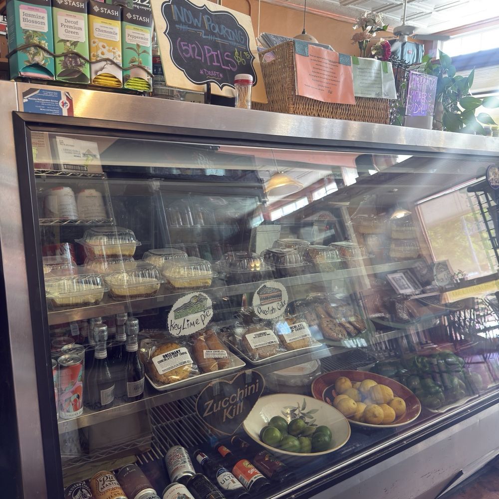 NeWorlDeli - Deli case - Delis Near Me - Austin, Texas