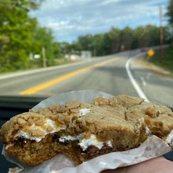 Wildflours Gluten-Free Bakery - s'mores bar
