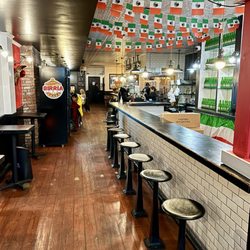 Birria LES - Interior