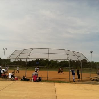 Valley View Park - Parks Near Me - Nokesville, Virginia