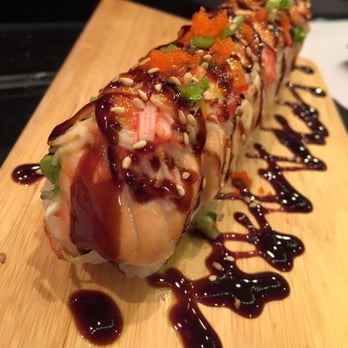 Edamami - Baked Salmon Roll - Sushi Bars Near Me - San Diego, California