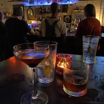 The Quail & Ale - Manhattan and Negroni - Pubs Near Me - Derby, Connecticut The Quail & Ale - Manhattan and Negroni - Pubs Near Me - Derby, Connecticut
