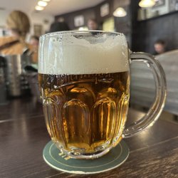 U Parlamentu - Light beer