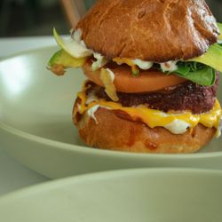 La Isla - Demente Burger (vegetarian)
