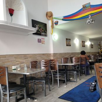 El Salvadoreño - Inside - Salvadoran Near Me - West Bronx, New York El Salvadoreño - Inside - Salvadoran Near Me - West Bronx, New York