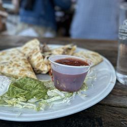 Los Puntos Cantina - Steak quesadillas