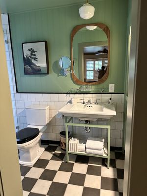 Le Petit Pali at 8th Ave by null