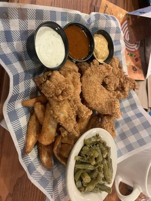 Cracker Barrel Old Country Store by null