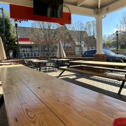 The Flying Biscuit Cafe - Outdoor seating
