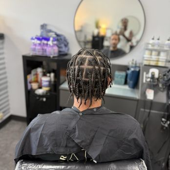 Nini Braids - Hair Extensions Near Me - Portland, Oregon Nini Braids - Hair Extensions Near Me - Portland, Oregon