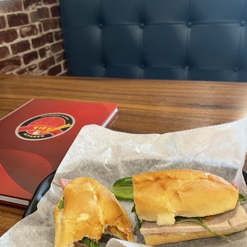 Viet Kitchen - Traditional sandwich - Vietnamese Near Me - Fort Myers, Florida Viet Kitchen - Traditional sandwich - Vietnamese Near Me - Fort Myers, Florida