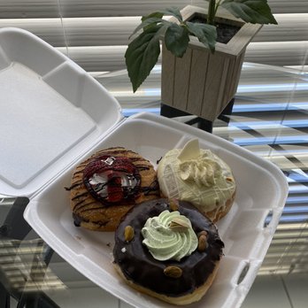 Mojo Donuts - Berry,lemon, and pistachio donuts - Donuts Near Me - Pembroke Pines, Florida Mojo Donuts - Berry,lemon, and pistachio donuts - Donuts Near Me - Pembroke Pines, Florida