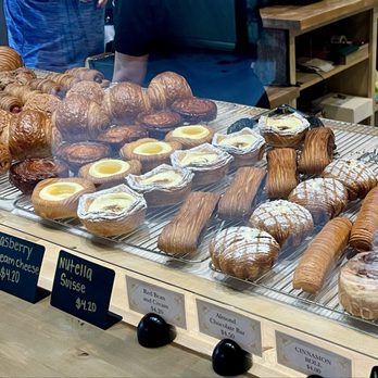 Cremcrittos - Bakeries Near Me - McKinney, Texas