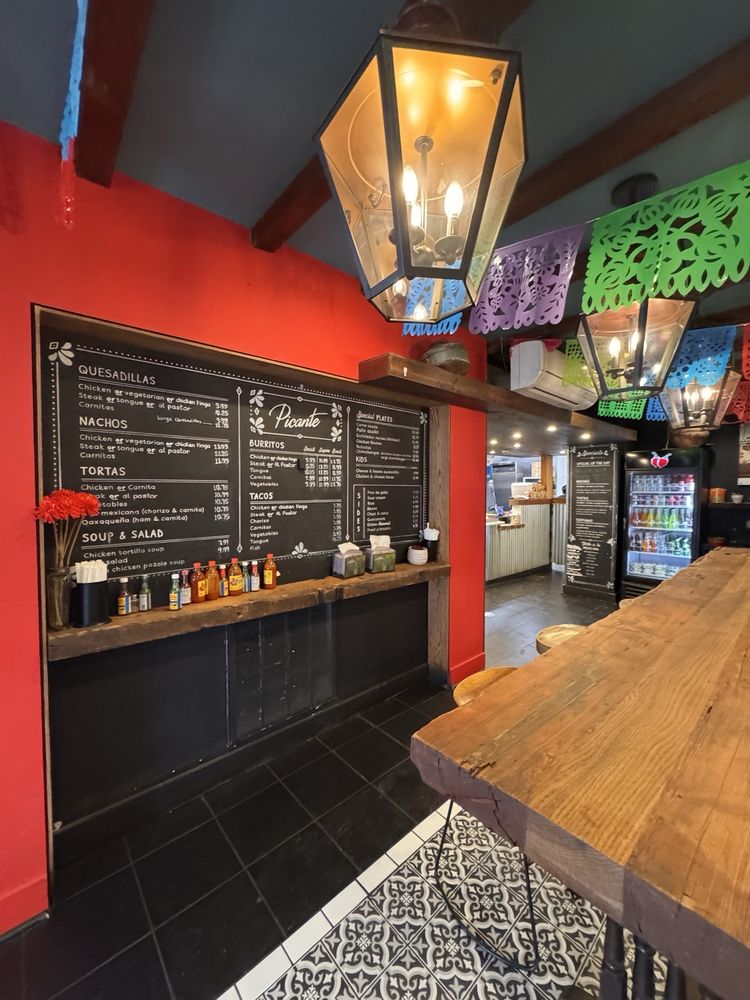 Picante Taqueria