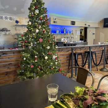 Rainier Restaurant - christmas tree - Vietnamese Near Me - Seattle, Washington