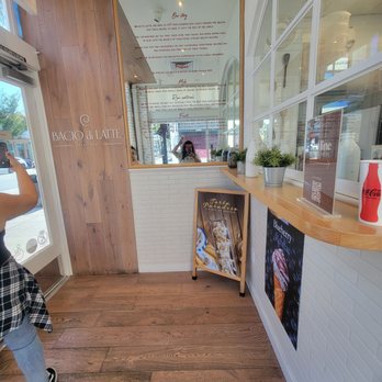 Bacio di Latte - Front entrance - Gelato Near Me - Pasadena, California Bacio di Latte - Front entrance - Gelato Near Me - Pasadena, California
