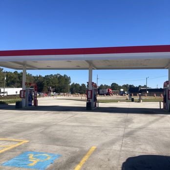 Exxon - 8 pumps - Gas Stations Near Me - SOCIETY HILL, South Carolina