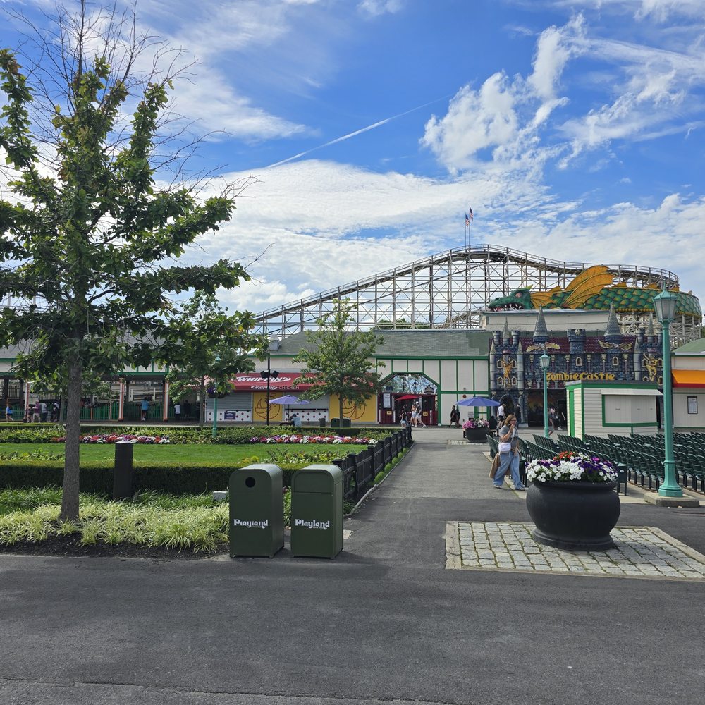 Playland Park - Inside the Park - Amusement Parks Near Me - Rye, New York Playland Park - Inside the Park - Amusement Parks Near Me - Rye, New York