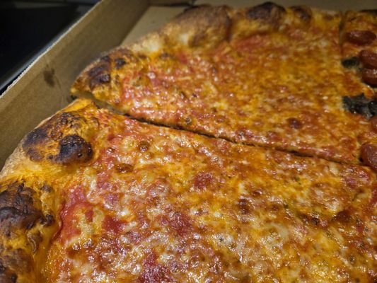 Mano's Pizzeria by null