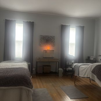 Unfiltered Beauty - Treatment room - Massage Near Me - Albany, California Unfiltered Beauty - Treatment room - Massage Near Me - Albany, California