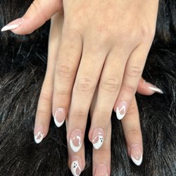 Jennie Nail & Spa - French nails set