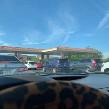 Costco Gasoline - Lots of traffic at 4:57pm - Gas Stations Near Me - Henderson, Nevada Costco Gasoline - Lots of traffic at 4:57pm - Gas Stations Near Me - Henderson, Nevada