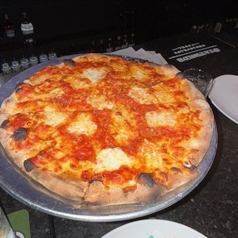 Gloria Sports & Spirits - Boardwalk Pizza - Sports Bars Near Me - Warrington, Pennsylvania