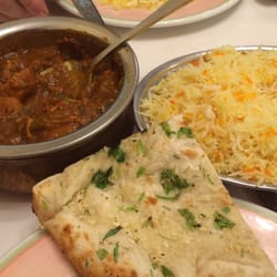 Pari Indian Cuisine - Mango Chicken, Garlic Naan, and Rice!