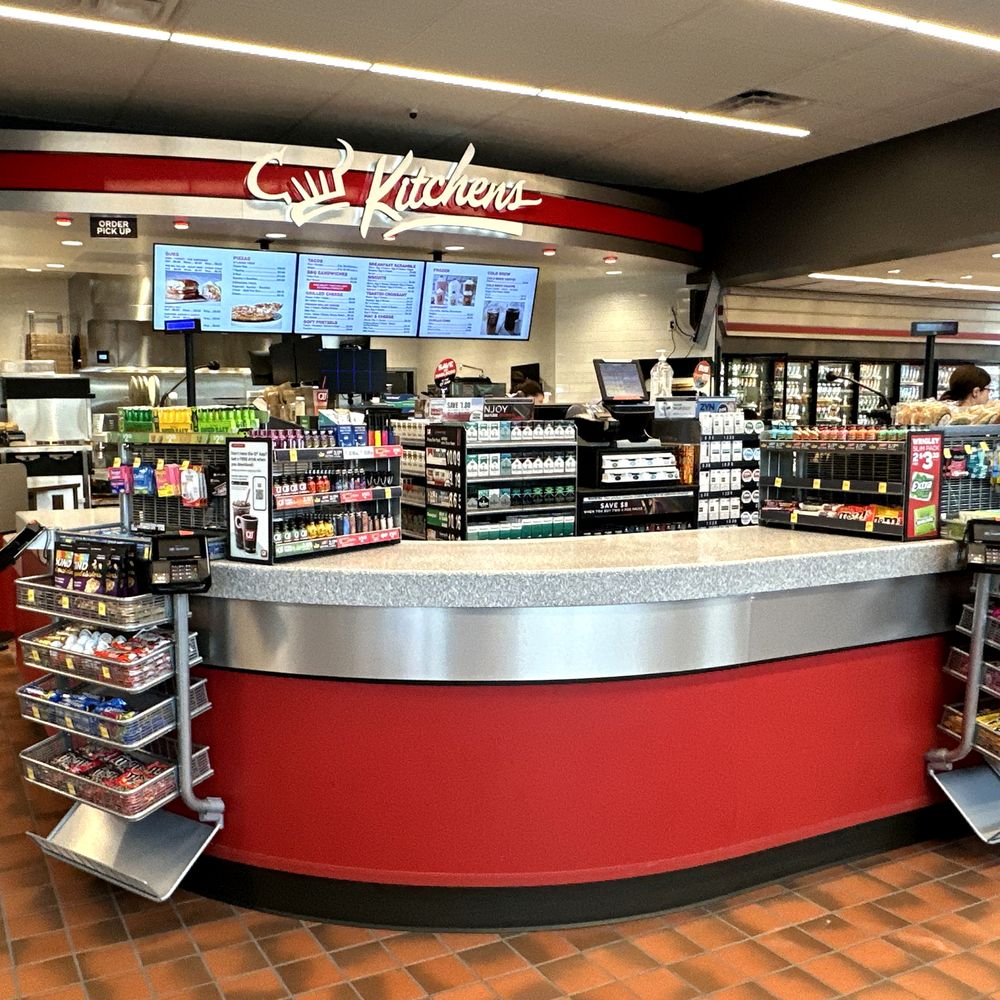 QuikTrip - QT Kitchen and Counter - Gas Stations Near Me - Overland Park, Kansas QuikTrip - QT Kitchen and Counter - Gas Stations Near Me - Overland Park, Kansas