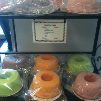 Liliha Bakery - Chiffon cakes - Bakeries Near Me - Honolulu, Hawaii