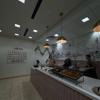 Le Le Choux - Indoor ambiance - Bakeries Near Me - Daly City, California