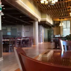 Via Mare Of America - Dinning Area