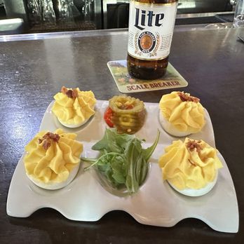 The Derby Restaurant & Bar - American Near Me - Salem, Massachusetts